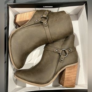 Lulu’s Nubuck Ankle Booties
